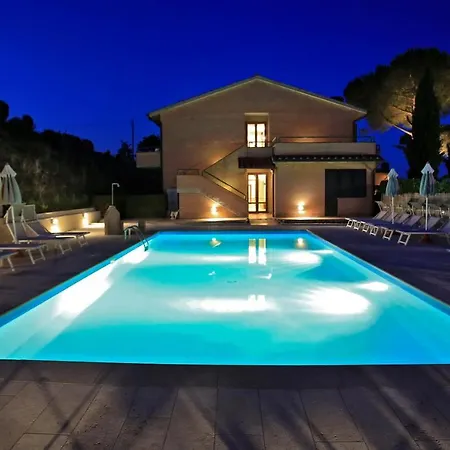 Le Colline Hotell 3*
