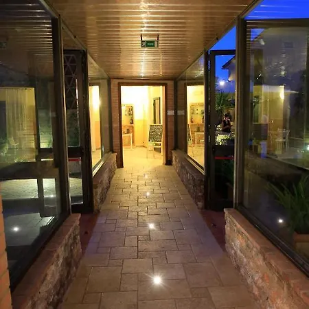 Le Colline Hotell 3*